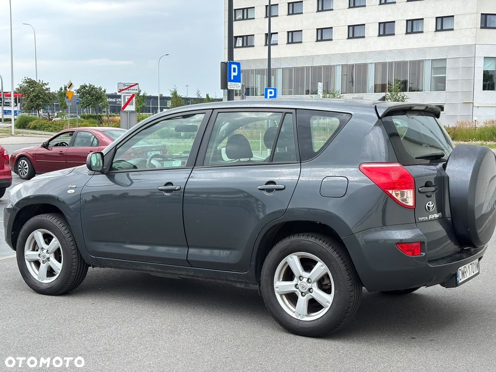 Toyota RAV4 2.2 D-4D 4x4 - 10