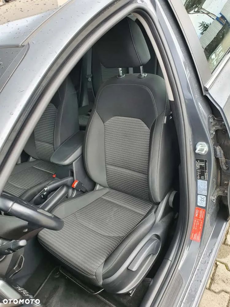 Kia Ceed 1.5 T-GDI M - 6