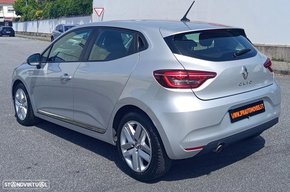 Renault Clio - 5