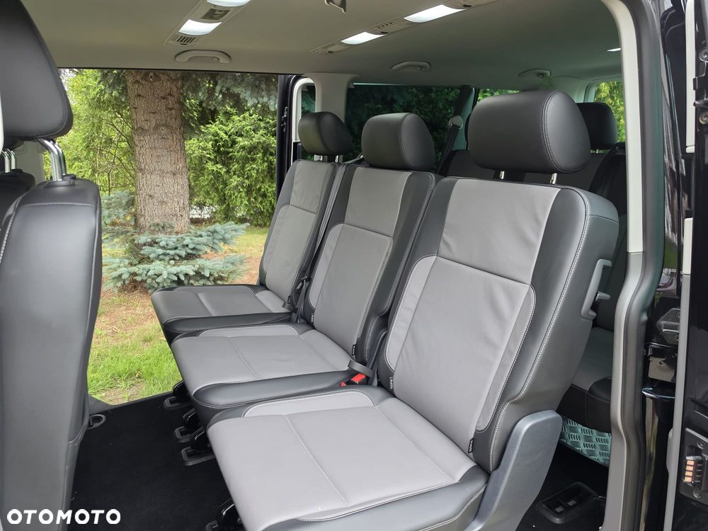 Volkswagen Caravelle - 14