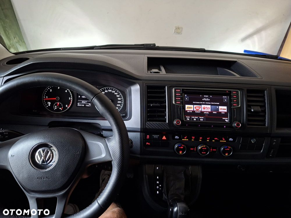 Volkswagen Caravelle 2.0 TDI L2 Highline DSG - 6