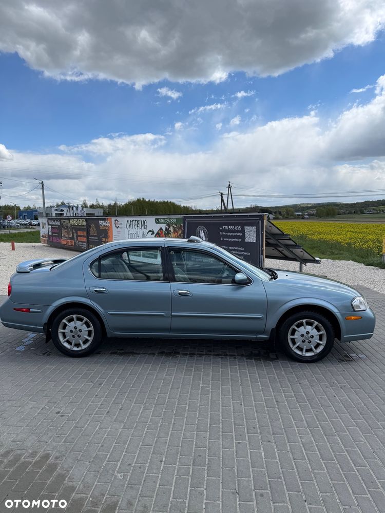 Nissan Maxima - 5