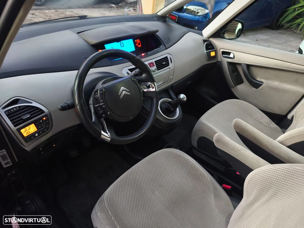 Citroën C4 Picasso 1.6 HDi Exclusive - 16