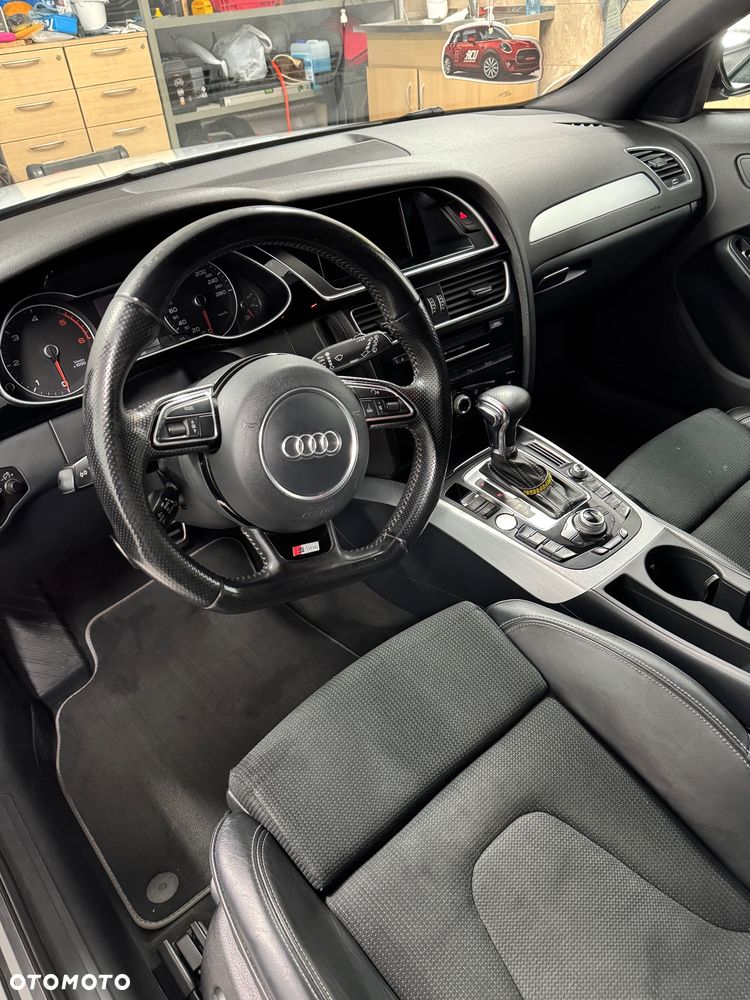 Audi A4 Avant 2.0 TDI Multitronic - 12