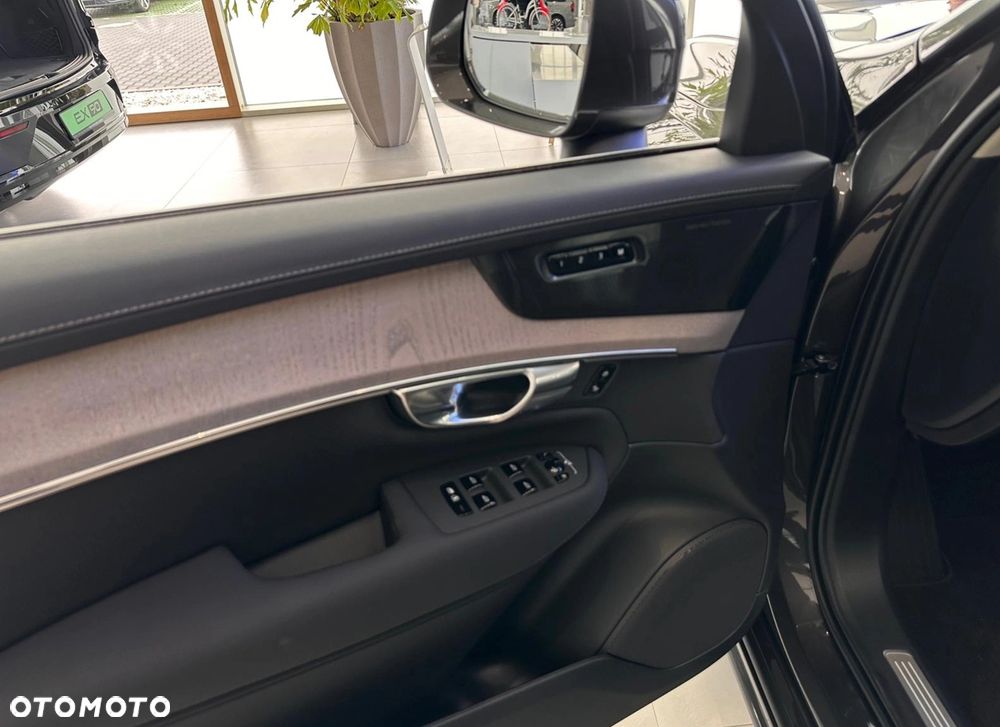 Volvo XC 90 B5 B AWD Plus Bright - 11