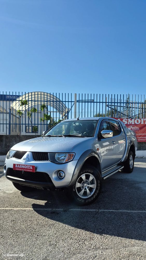 Mitsubishi L200 2.5 TD CD Dakar Full Box - 1