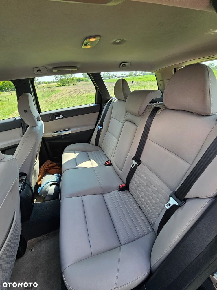 Volvo V50 2.0D Momentum - 11