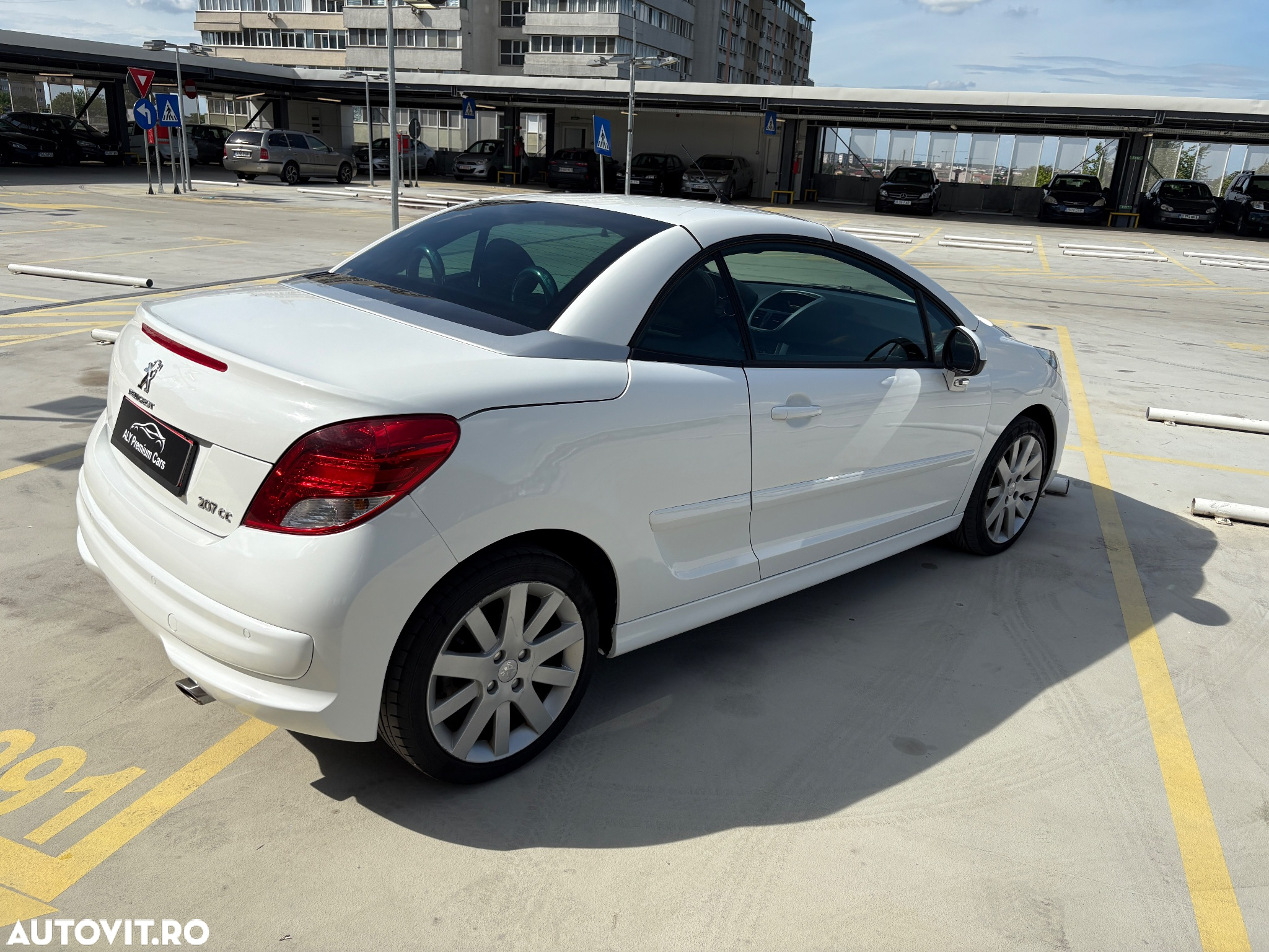 Peugeot 207 CC 120 VTi Sport - 28
