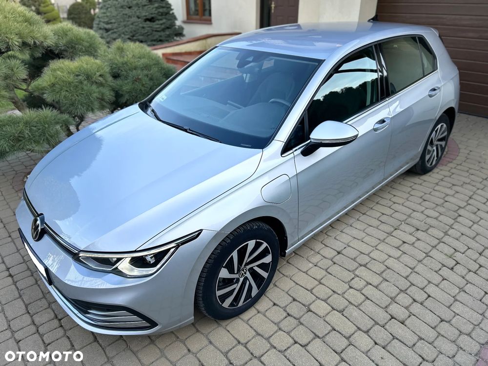 Volkswagen Golf - 35