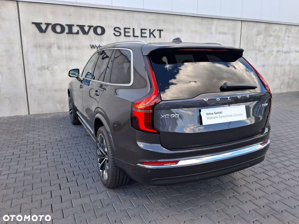 Volvo XC 90 - 8