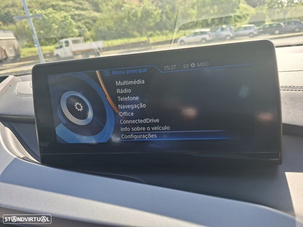 BMW i8 Pure Impulse - 16