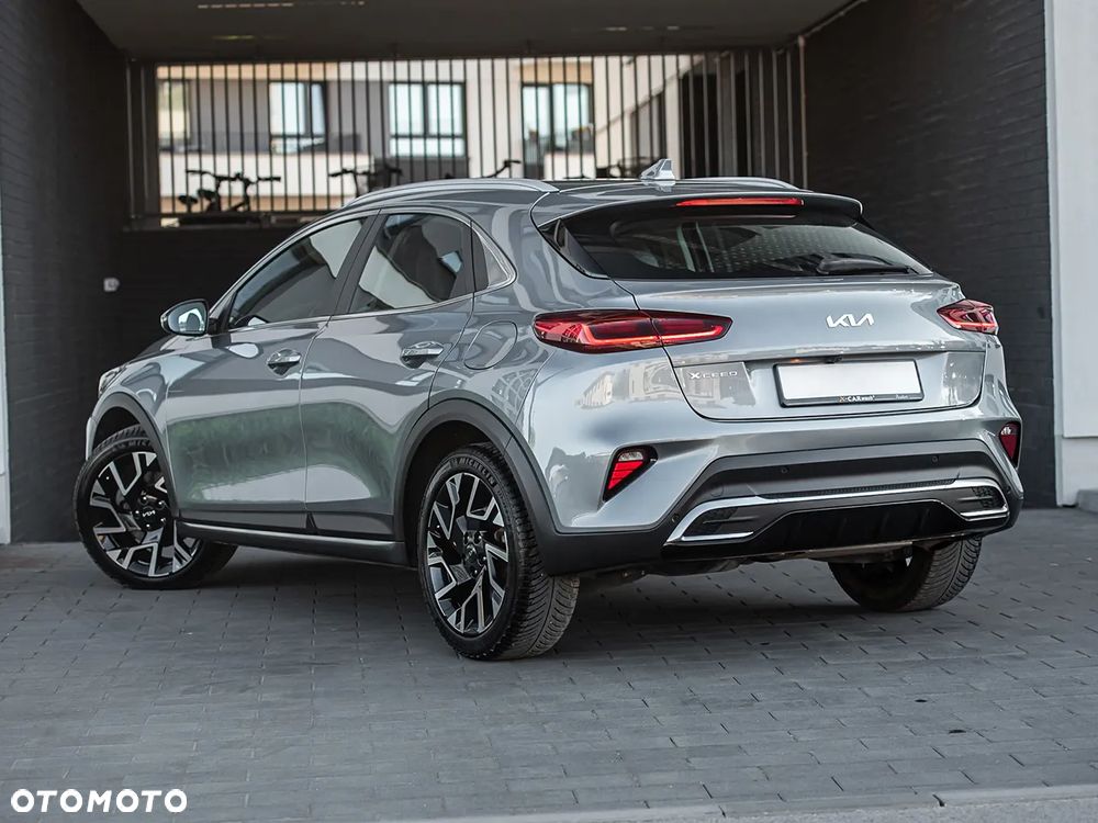 Kia XCeed 1.6 CRDi DCT7 SPIRIT - 9