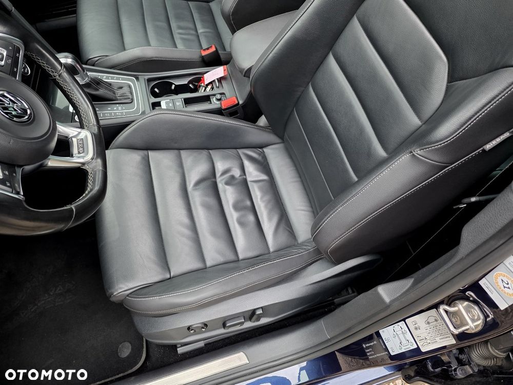 Volkswagen Golf - 13