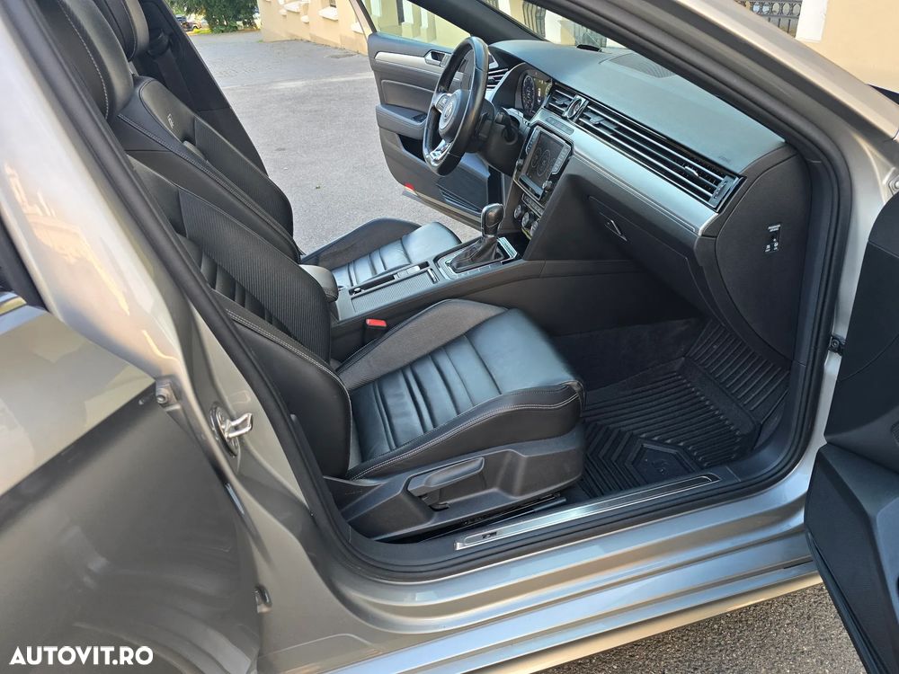 Volkswagen Passat 2.0 TSI (BlueMotion Technology) 4Motion DSG Highline - 21