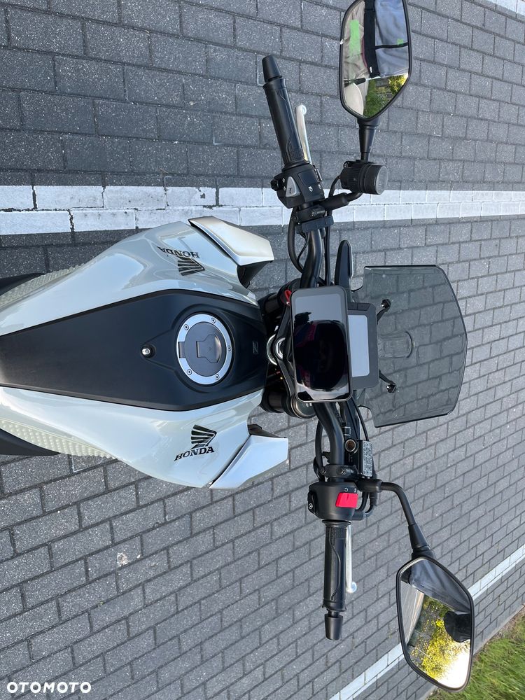Honda CB - 15