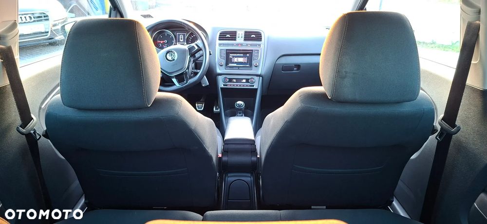 Volkswagen Polo 1.4 TDI Blue Motion Technology Allstar - 15