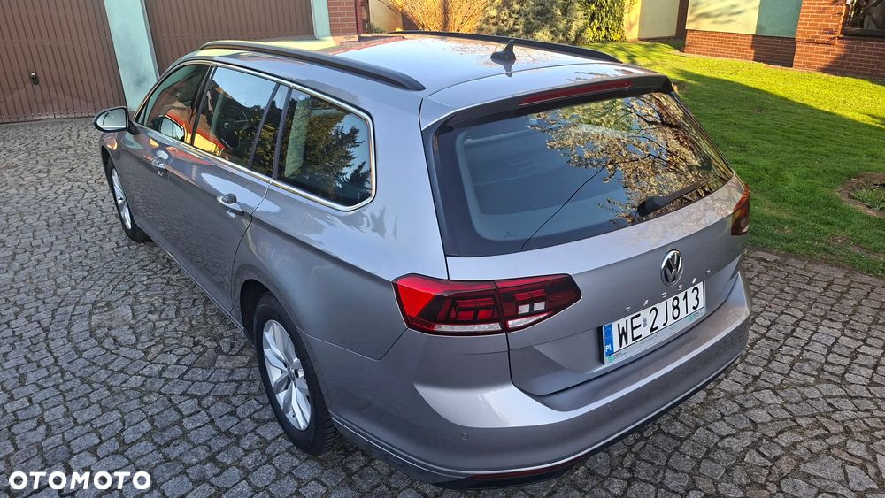 Volkswagen Passat 2.0 TDI EVO Business DSG - 6