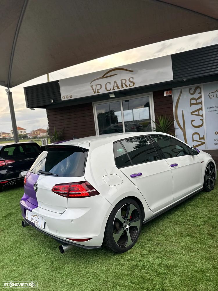 VW Golf 2.0 TSi GTi DSG - 9