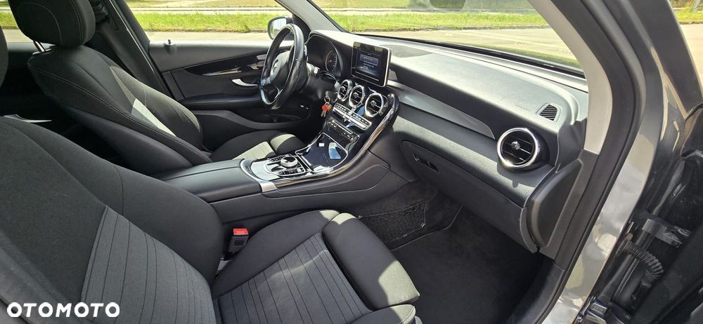 Mercedes-Benz GLC 250 4-Matic - 10