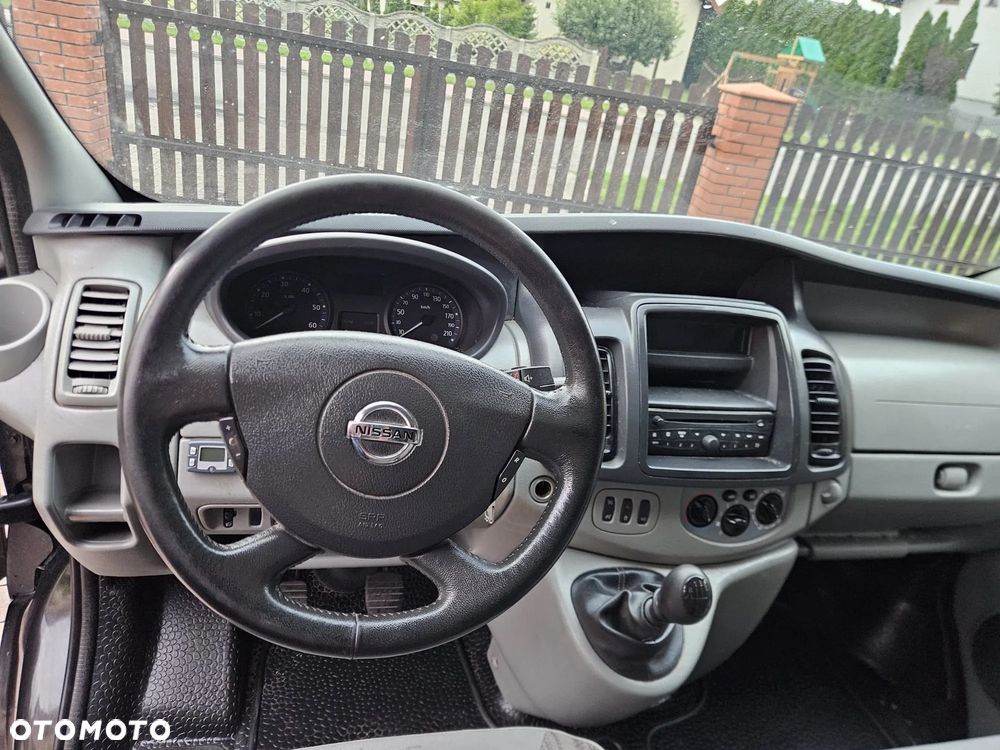 Renault Trafic - 10
