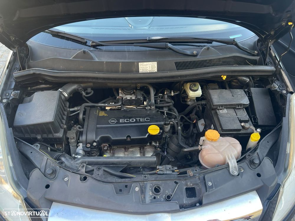 Opel Corsa 1.2 Cosmo - 12