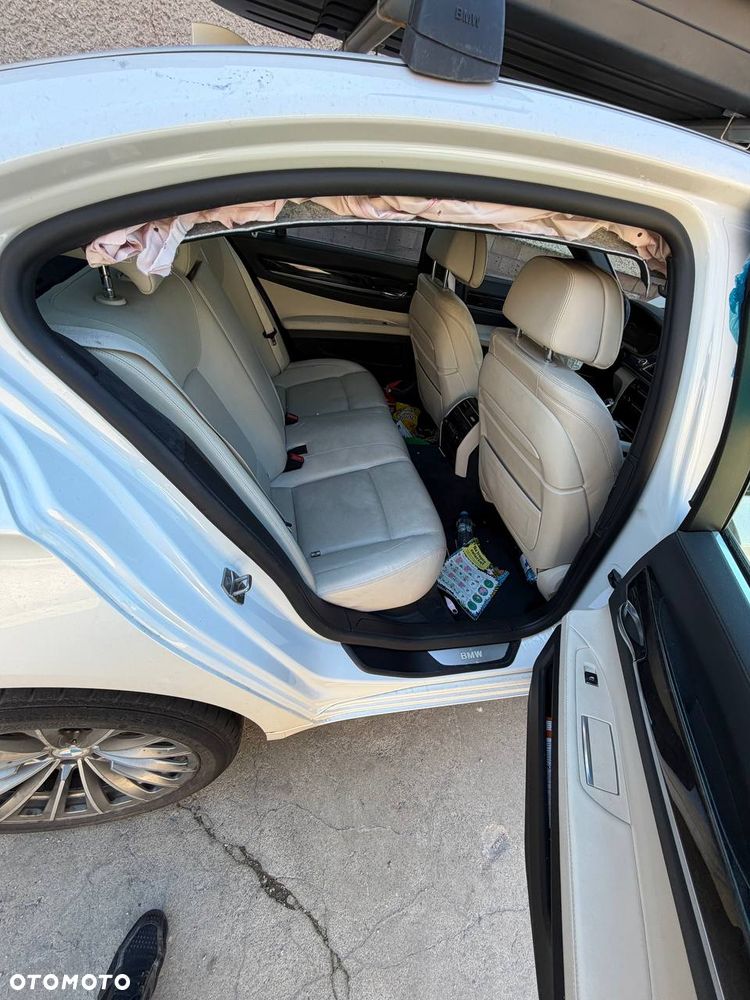 BMW Seria 7 730d xDrive - 13