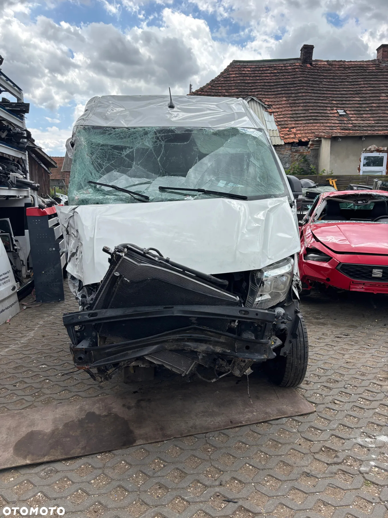 Volkswagen Crafter - 2