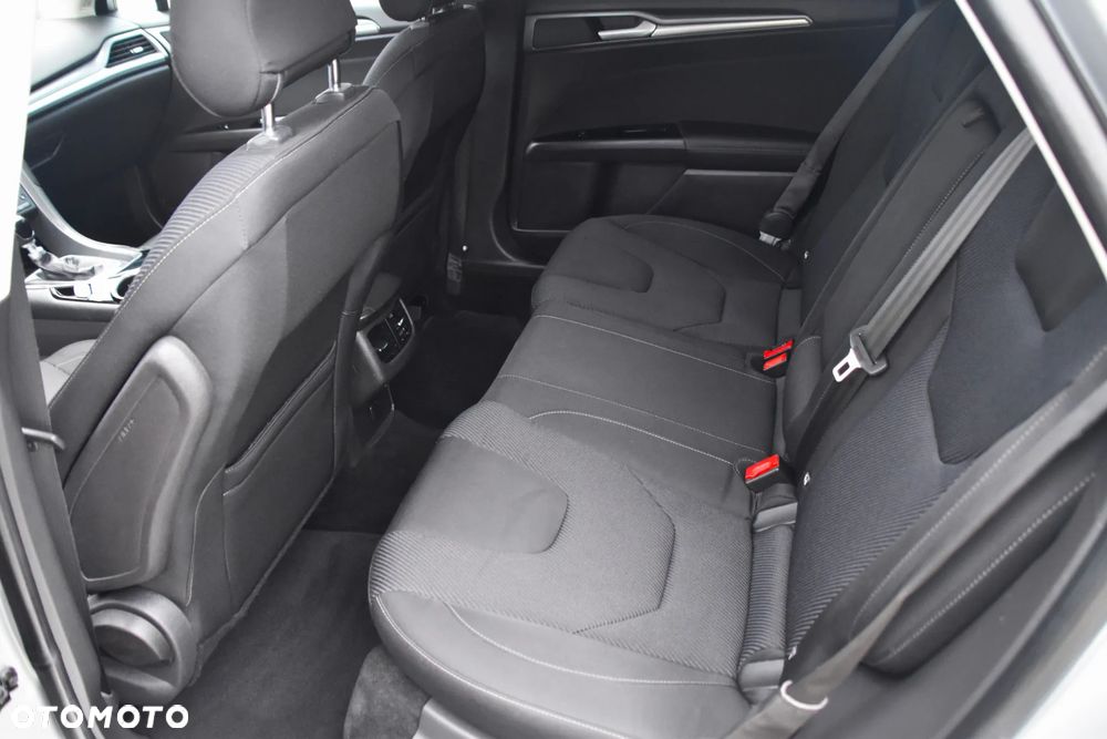 Ford Mondeo SW 2.0 TDCi ECOnetic Start-Stop Titanium - 9