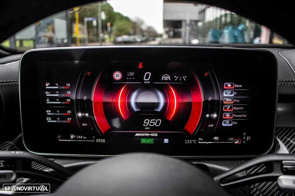 Mercedes-Benz C 63 AMG S E Performance 4Matic - 17