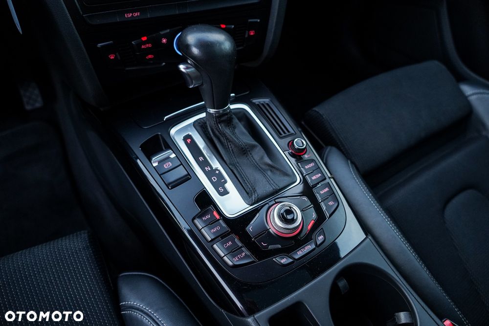 Audi A4 Avant 3.0 TDI DPF quattro tiptronic S line Sportpaket (plus) - 26