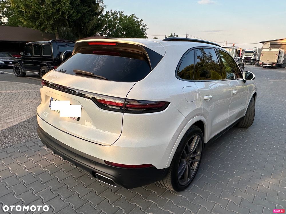 Porsche Cayenne - 5