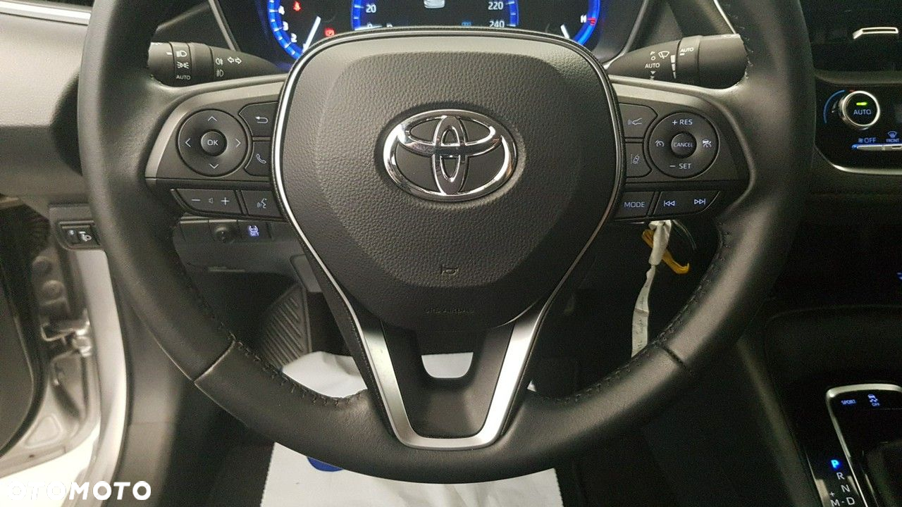 Toyota Corolla - 27