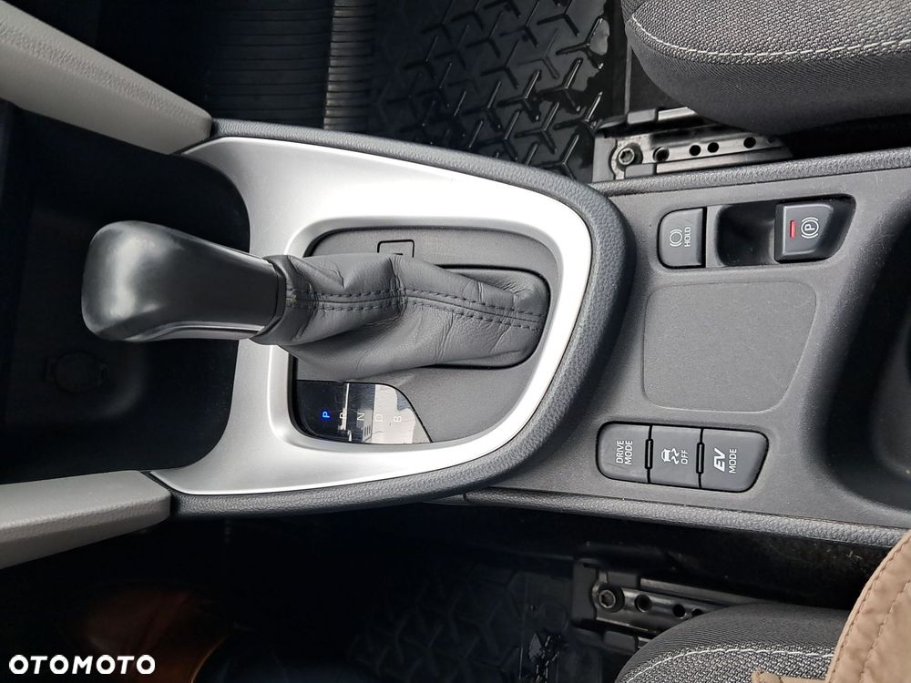 Toyota Yaris Cross Hybrid 1.5 Comfort - 19