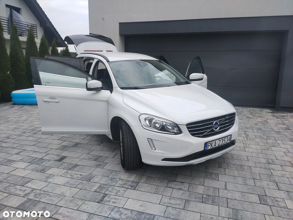 Volvo XC 60 D3 Drive-E Momentum - 8