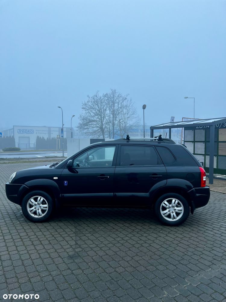 Hyundai Tucson 2.0 Comfort 2WD - 8