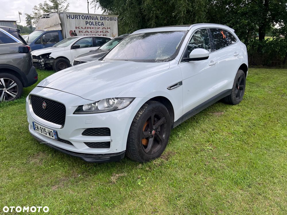 Jaguar F-Pace - 1
