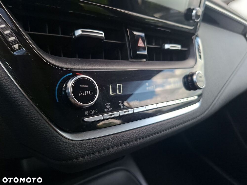 Toyota Corolla - 25