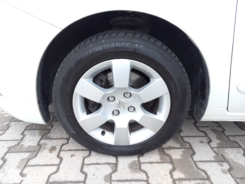 Peugeot 5008 155 THP Premium - 9