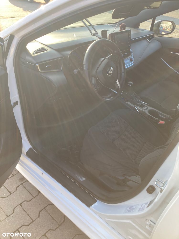 Toyota Corolla 1.8 Hybrid Active - 8