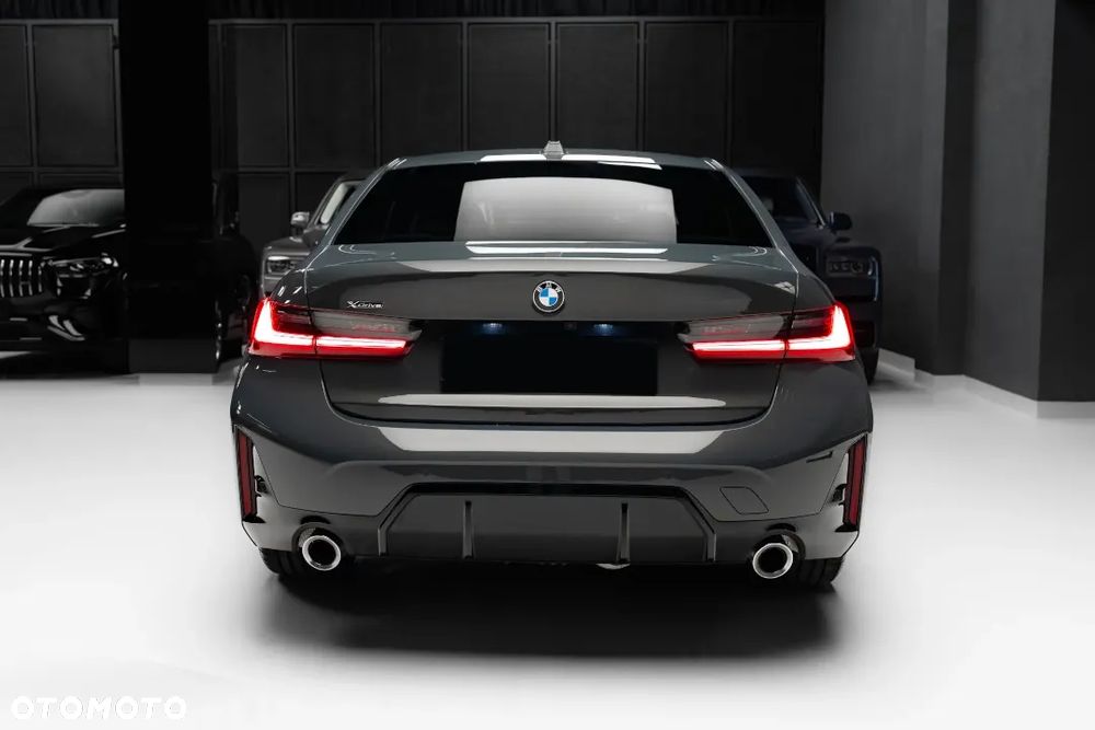 BMW Seria 3 320i - 7