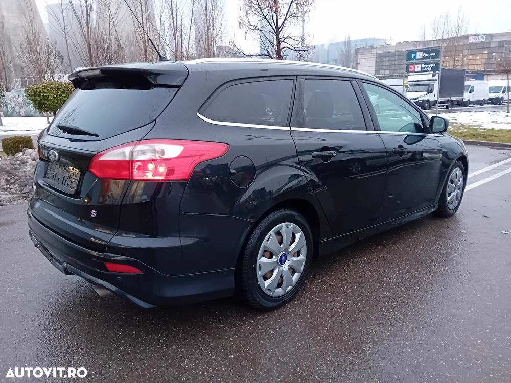 Ford Focus 1.6 EcoBoost Start Stop Titanium - 4