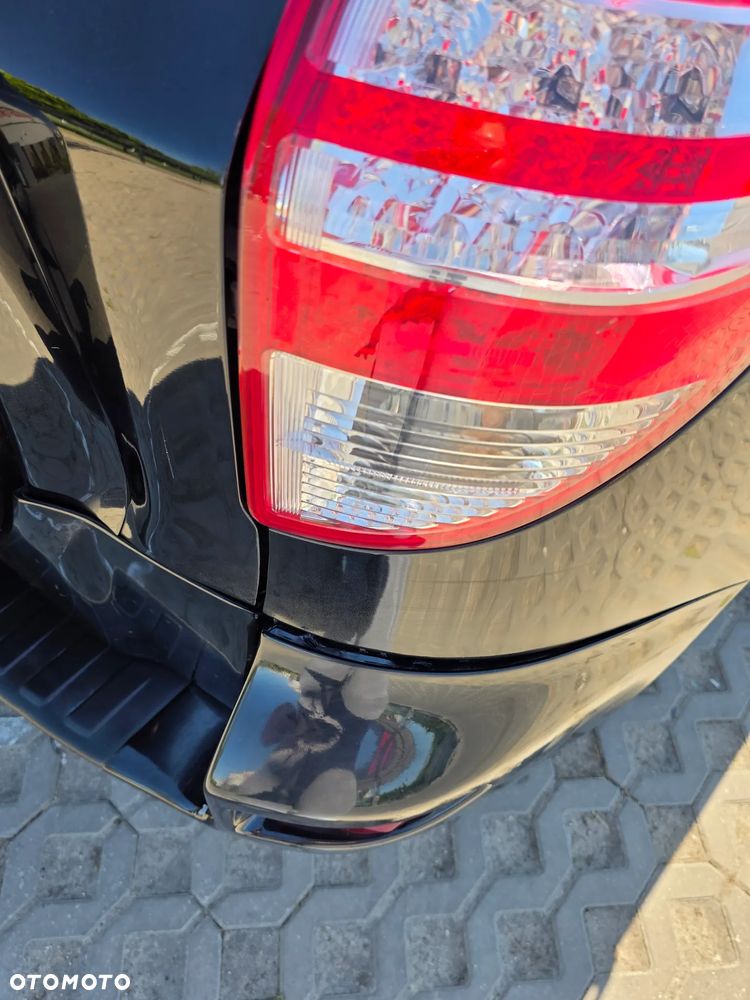 Toyota RAV4 - 6