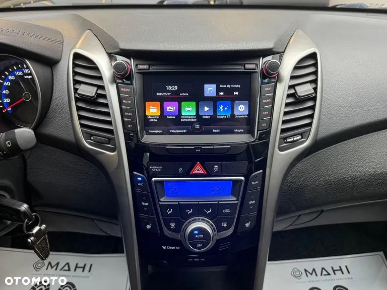 Hyundai i30 1.6 CRDI Trend - 21