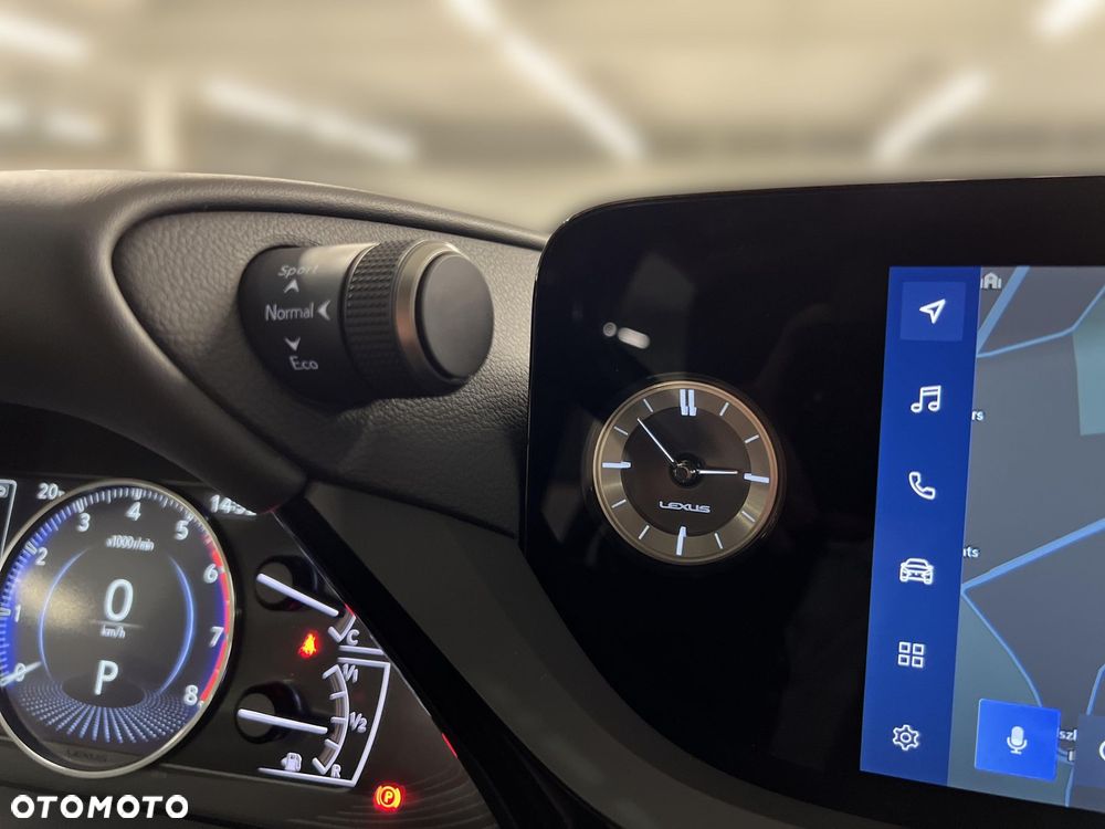 Lexus ES 300h Business Edition - 31