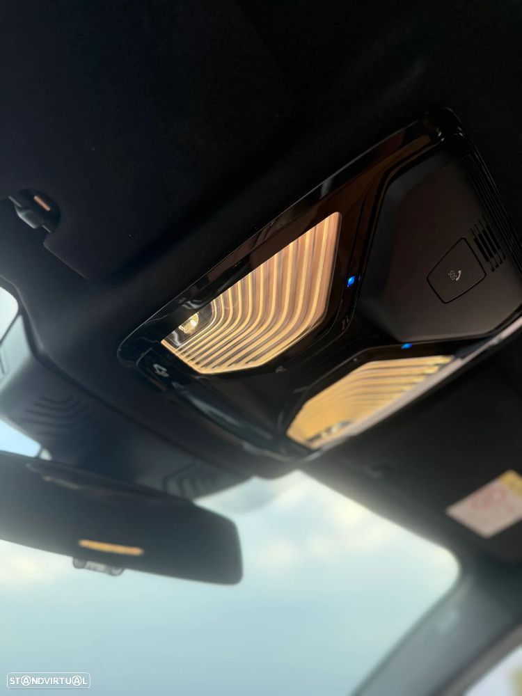 BMW 530 e Pack M - 30