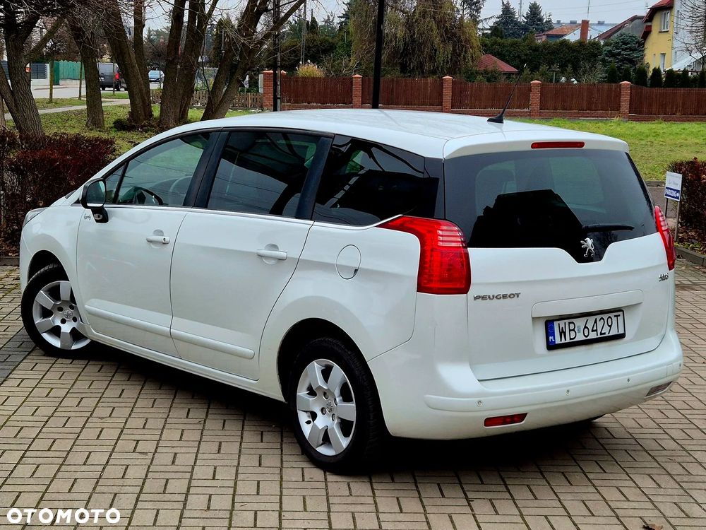 Peugeot 5008 - 9