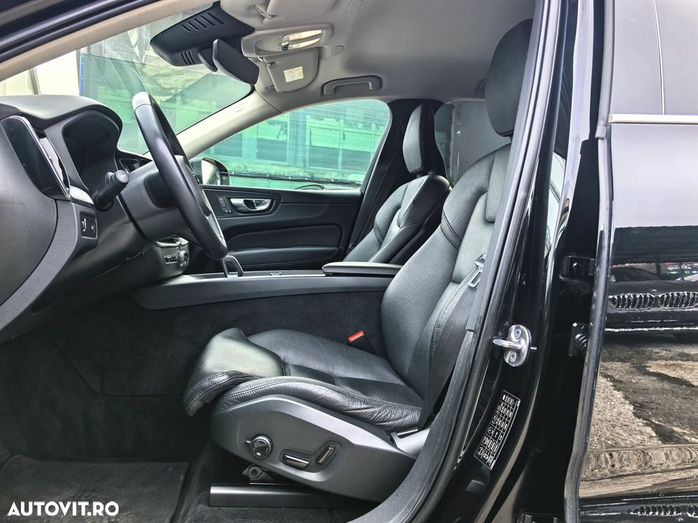 Volvo XC 60 B4 D Geartronic Momentum Pro - 14