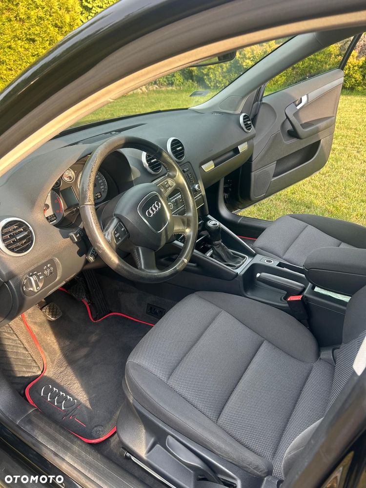 Audi A3 Sportback - 4
