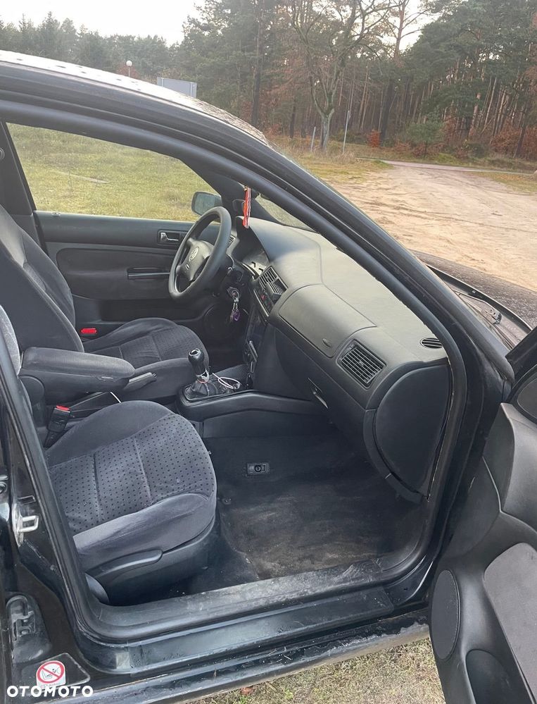 Volkswagen Golf 1.9 SDI Comfortline - 5