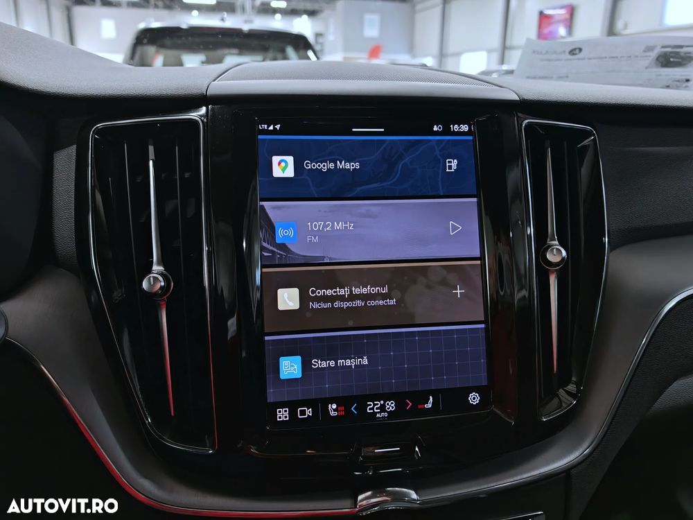Volvo XC 60 T6 AWD Recharge Geartronic Inscription Expression - 11